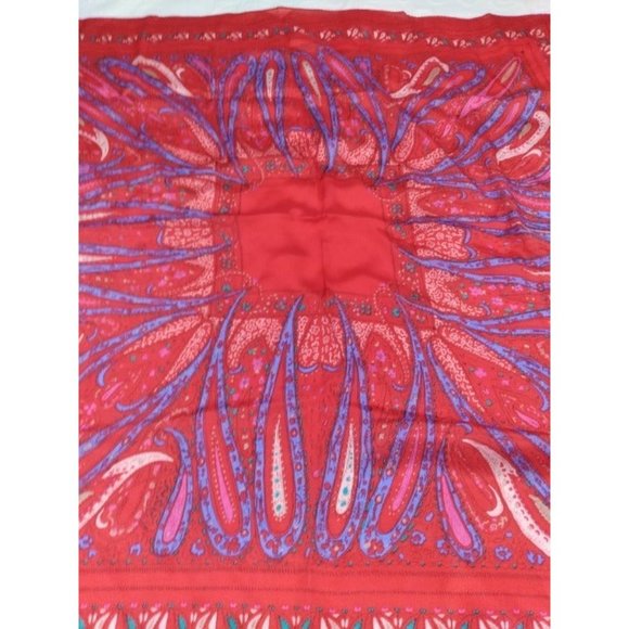 Red Print boho style print 30" square shape scarf - Picture 5 of 7